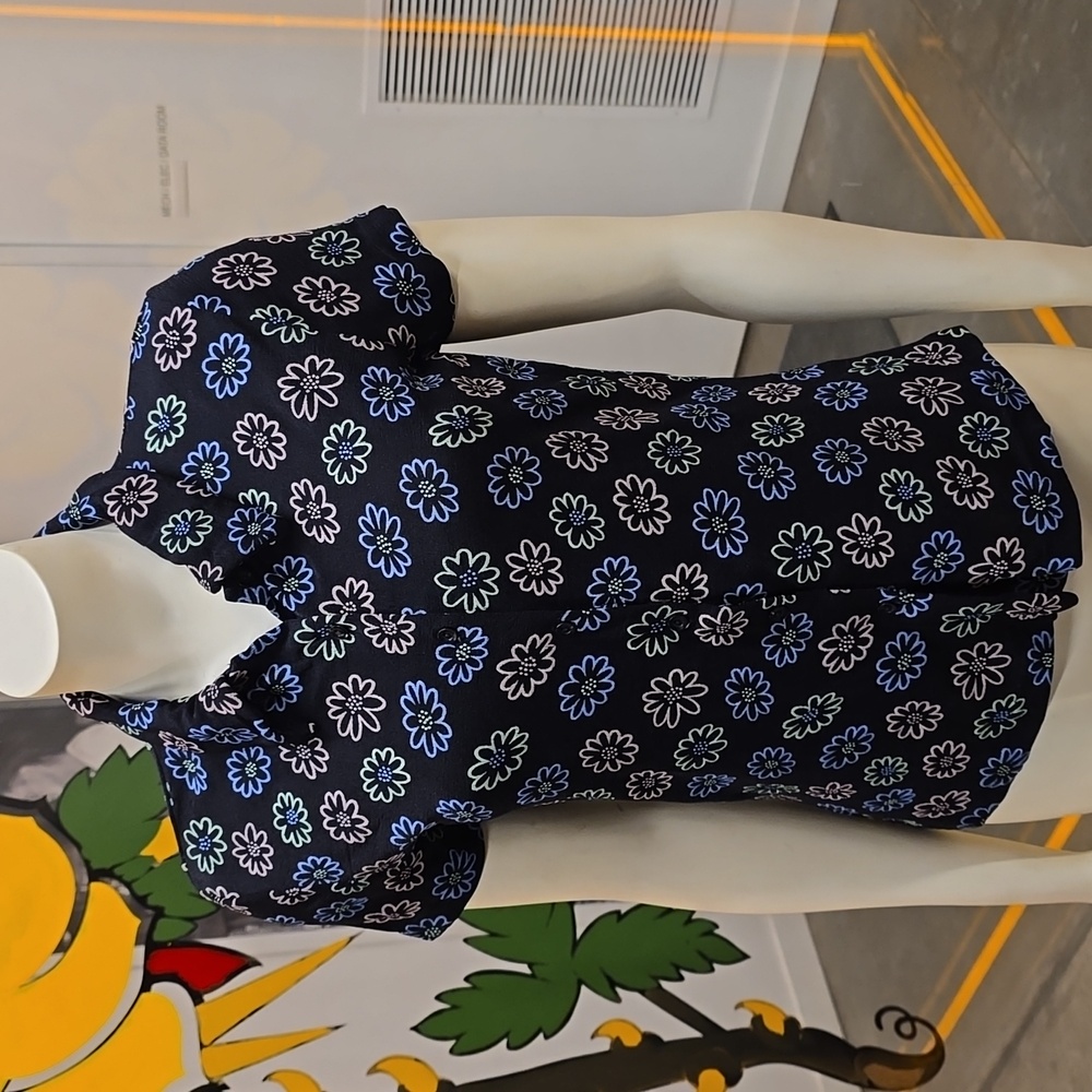 Jazz Sport Flower Power Button Up